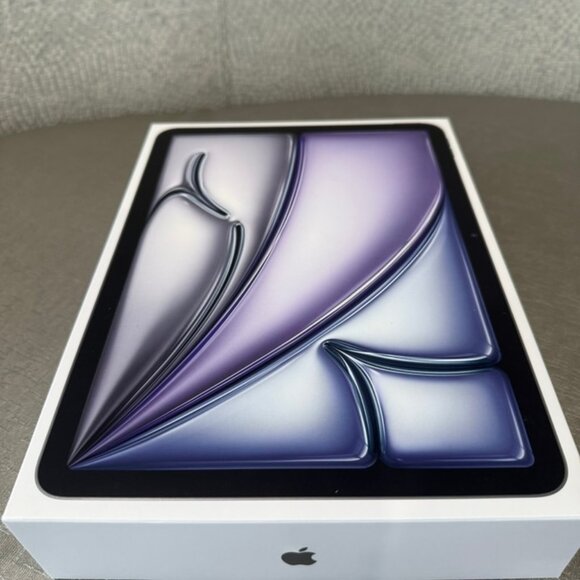 iPad Air 11 inches 2025 Empty box Only - Picture 2 of 10